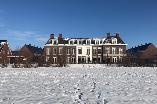 Vastgoed-exterieur-Het Gastenhuis-Sneeuw