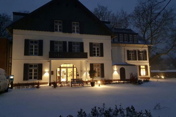 9d4ad277-07ce-4d91-a339-4104e85183d4