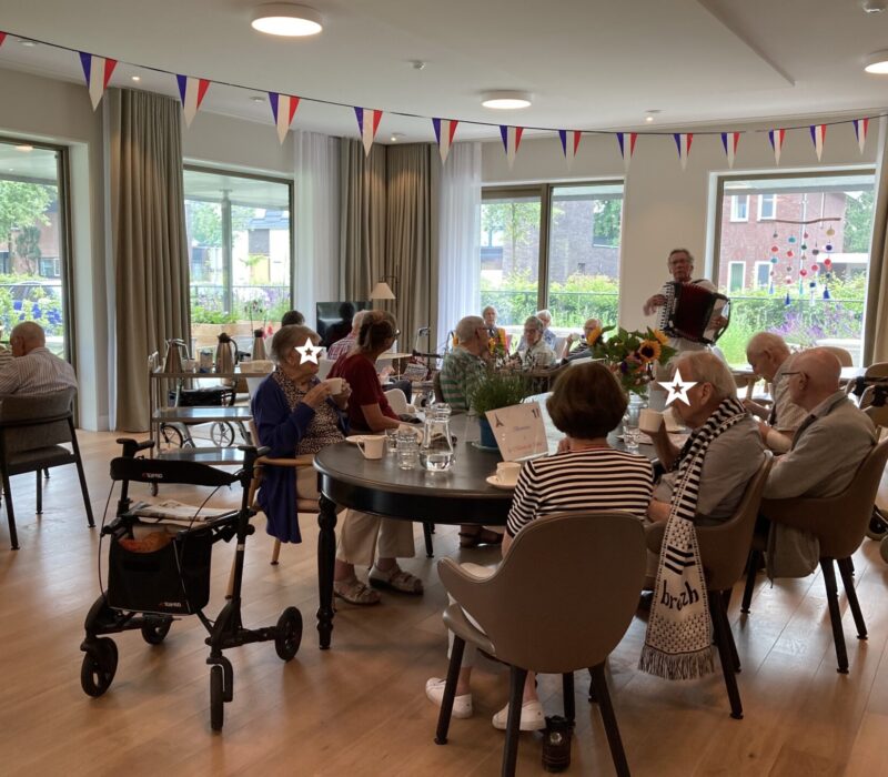 Sfeer-binnen-Bennekom-2021-activiteit-groepsfoto