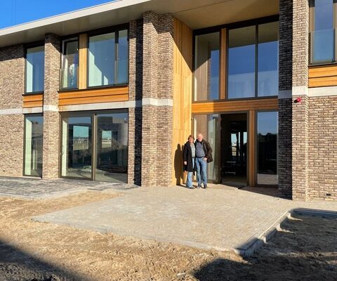 f510c625-0a37-4a8d-a57a-4820d03bc681